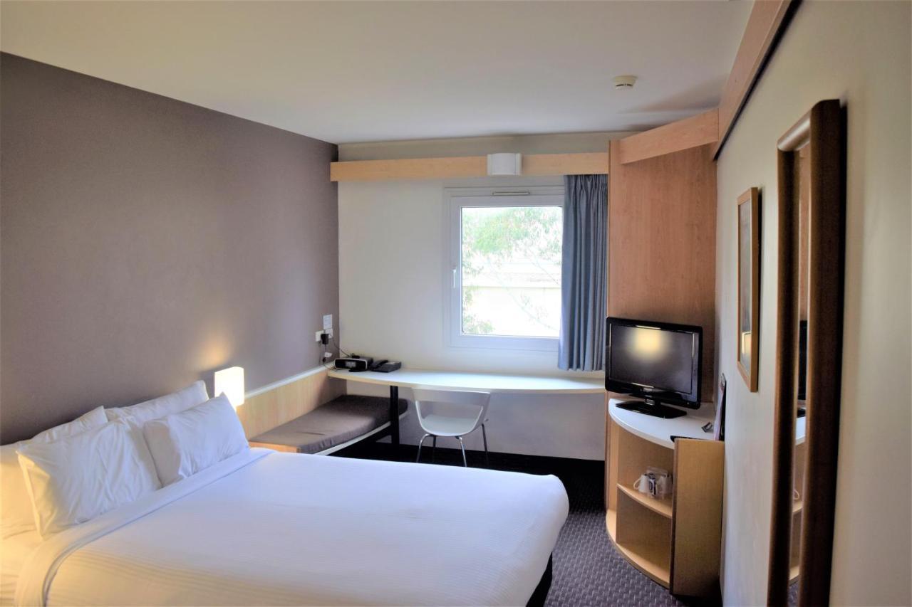 Ibis Thornleigh Hotel Exterior photo