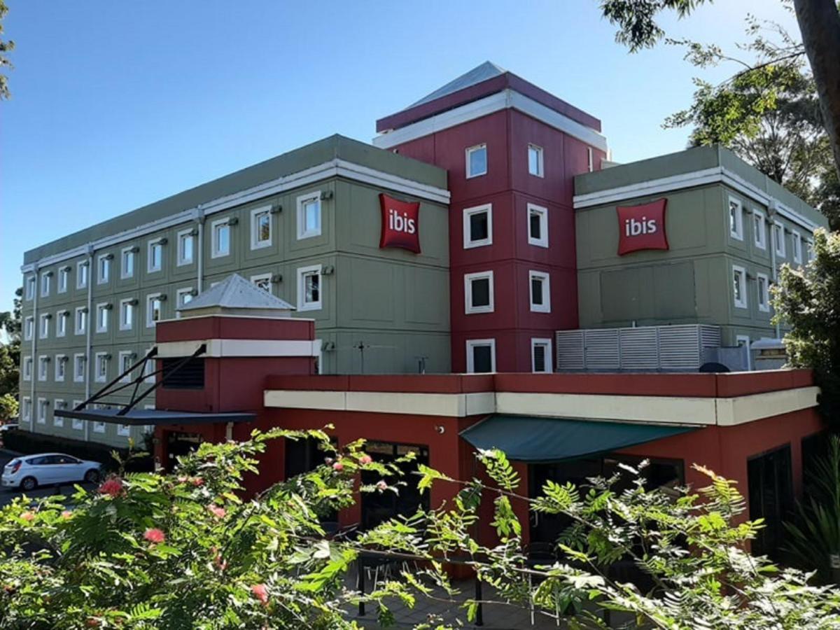 Ibis Thornleigh Hotel Exterior photo