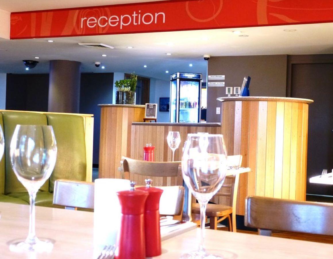 Ibis Thornleigh Hotel Exterior photo