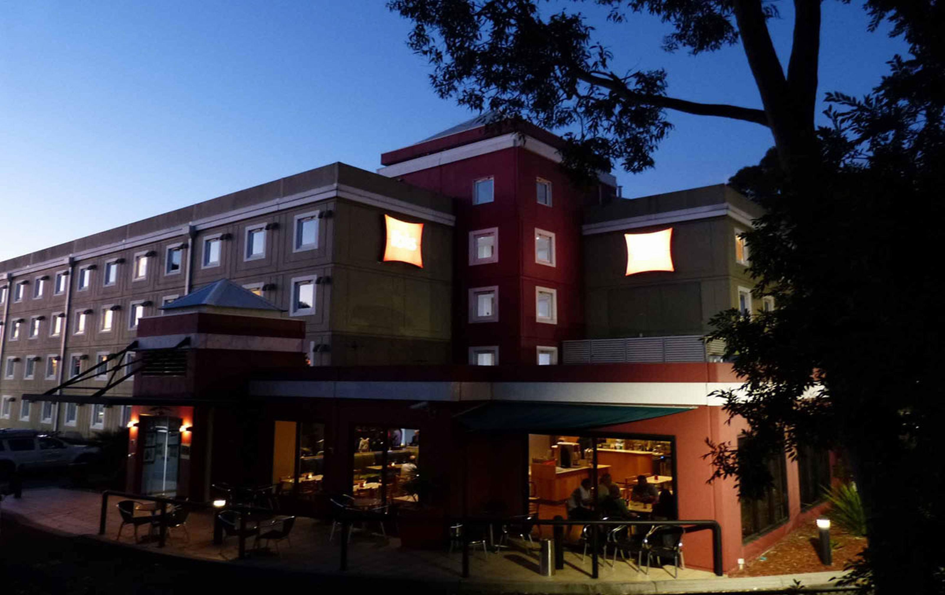 Ibis Thornleigh Hotel Exterior photo