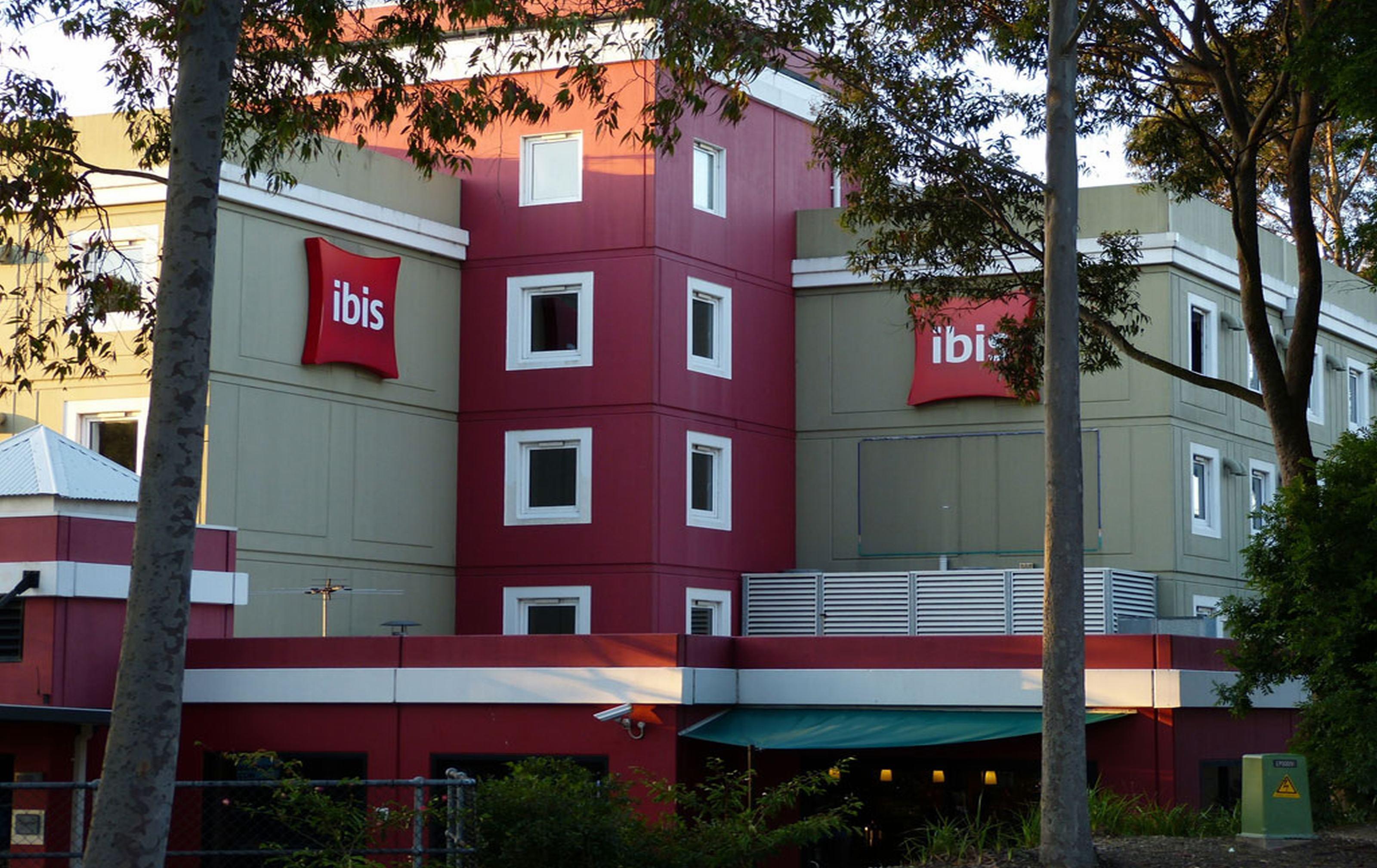 Ibis Thornleigh Hotel Exterior photo