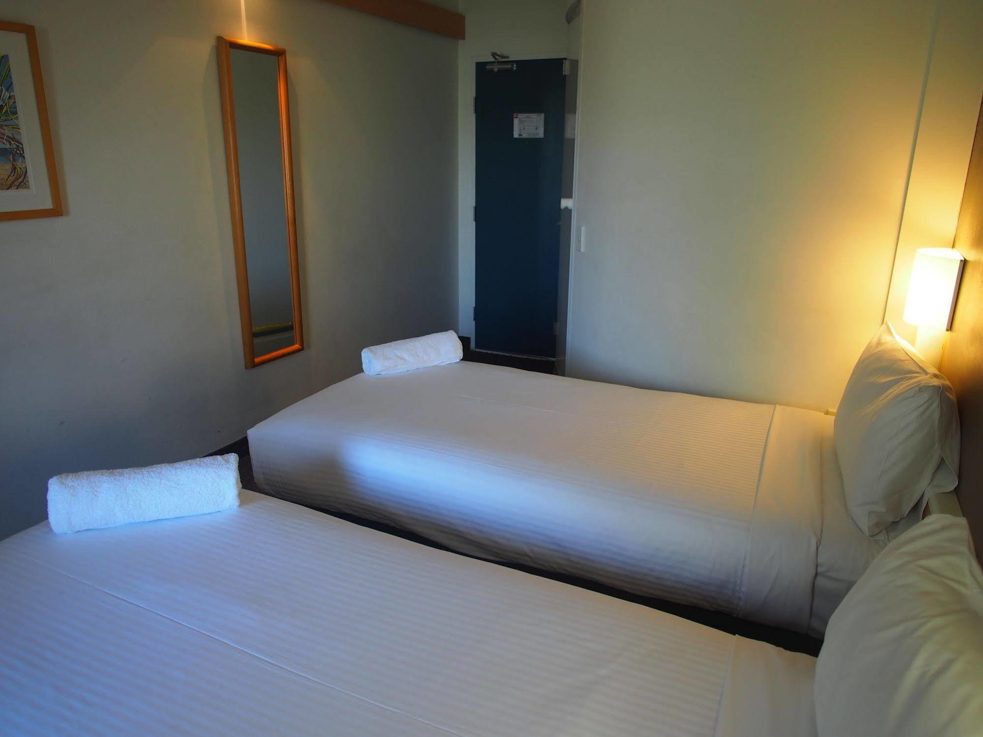 Ibis Thornleigh Hotel Exterior photo