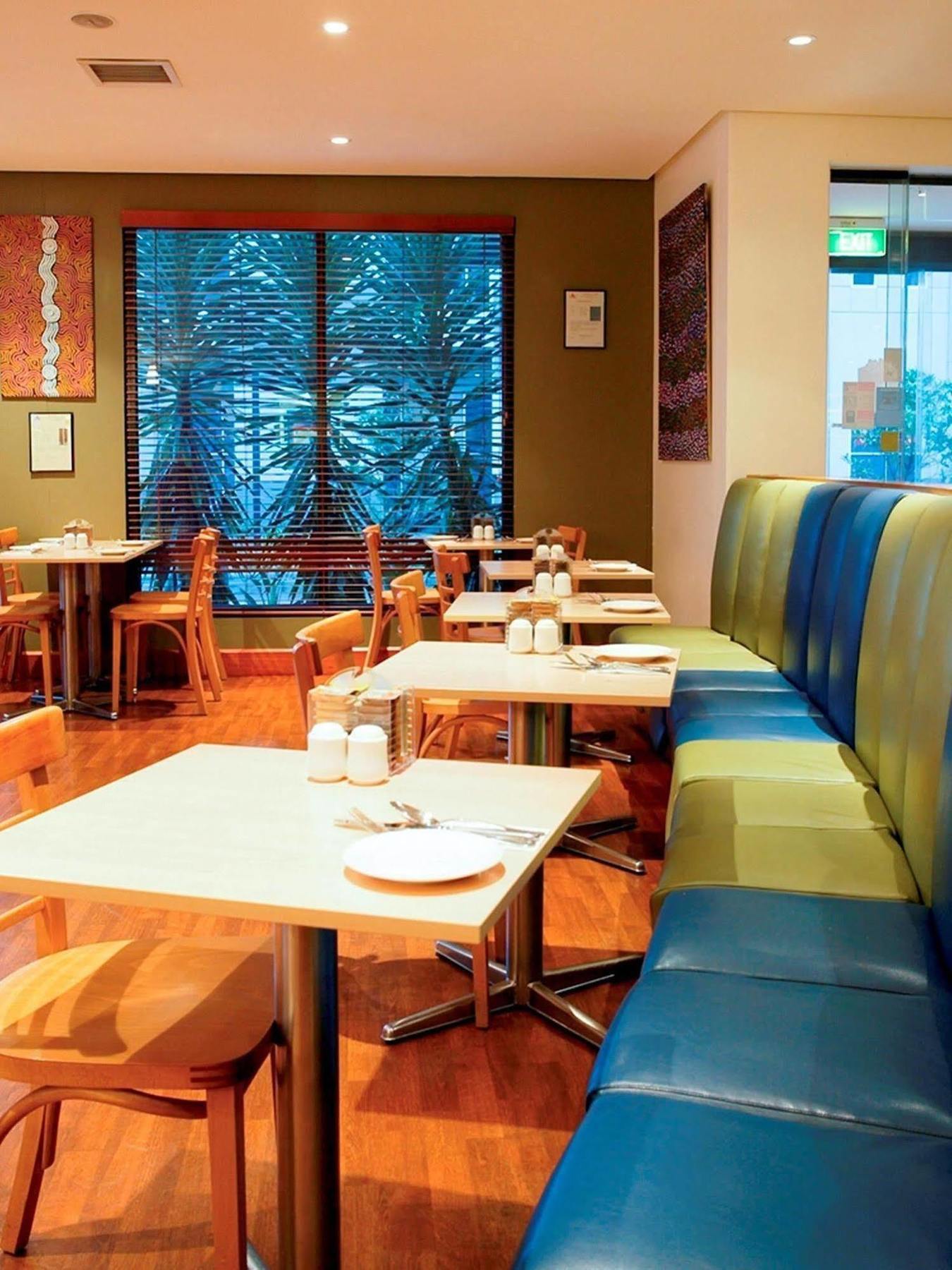 Ibis Thornleigh Hotel Exterior photo
